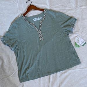 Aventura Kateri Short Sleeve Top in Grey Mist Green